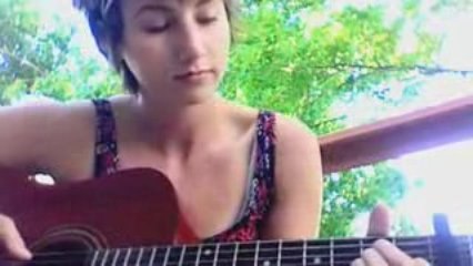 Juliana, reprise acoustique de Summertime, de Nina Simone