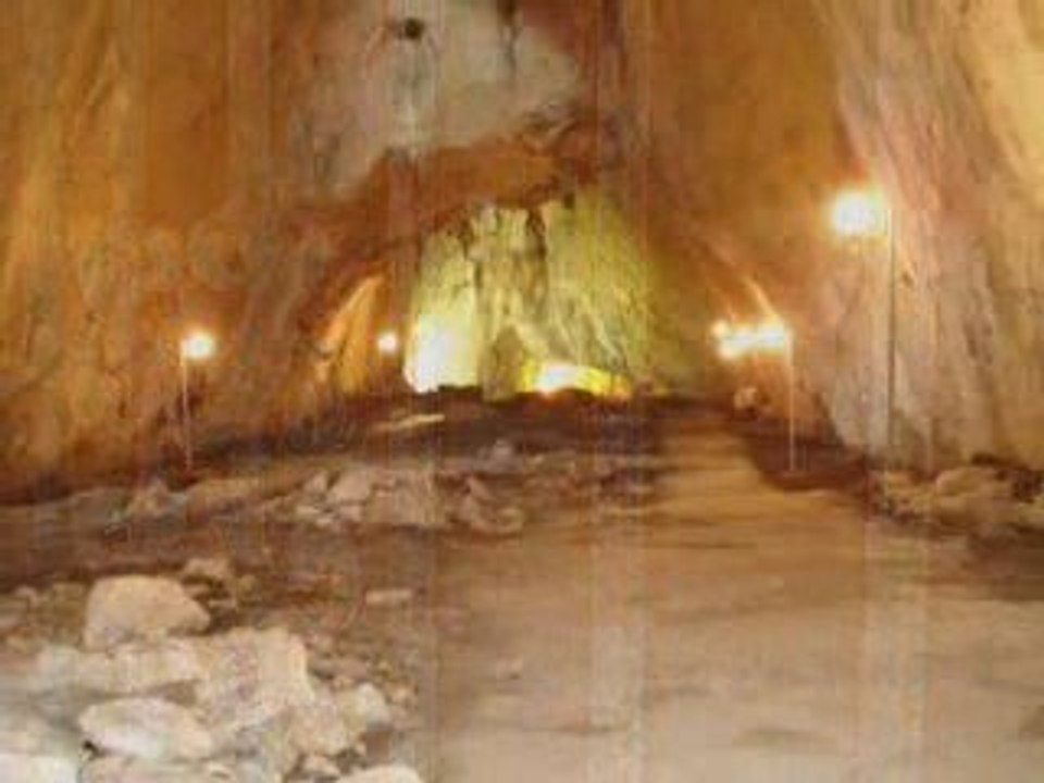 Sinop-Ayancık-İnalti mağaralari