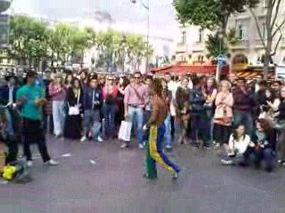 Dance jamaïcaine à Paris le 21.06.09 (à la fête de la music)