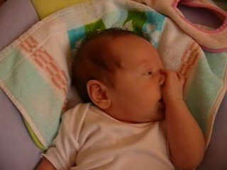2009 08 27 Suce son pouce