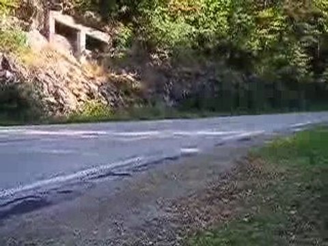 passage ducati 748 et suzuki 750 gsxr n°3 avec sliders