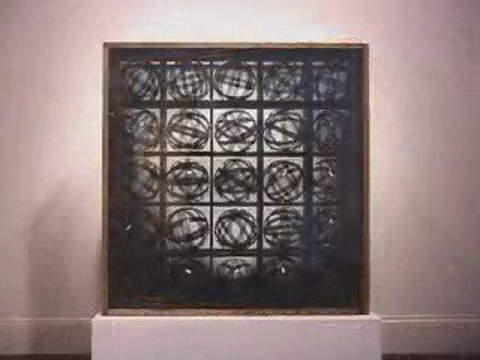 Twenty-five Atoms - Kinetic sculpture