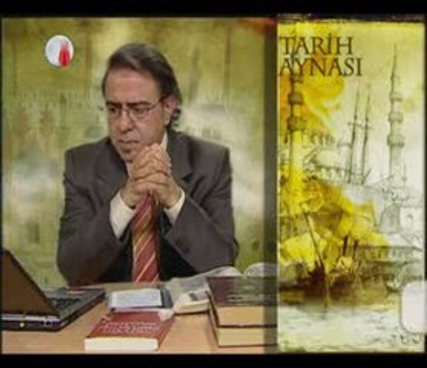 İnönü parada Atatürk resmi - Adnan Menderes ağa mıydı