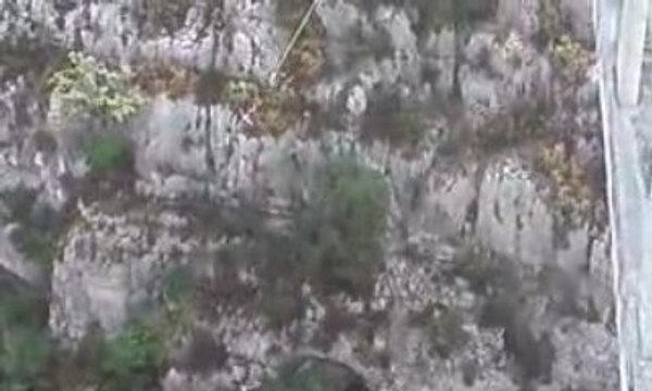 Bungee Jump- saut à l'élastique - Pont d'Arturby - Pedro