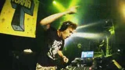 AOOA.TV x RUSKO : TAKE ME TO THE HOSPITAL