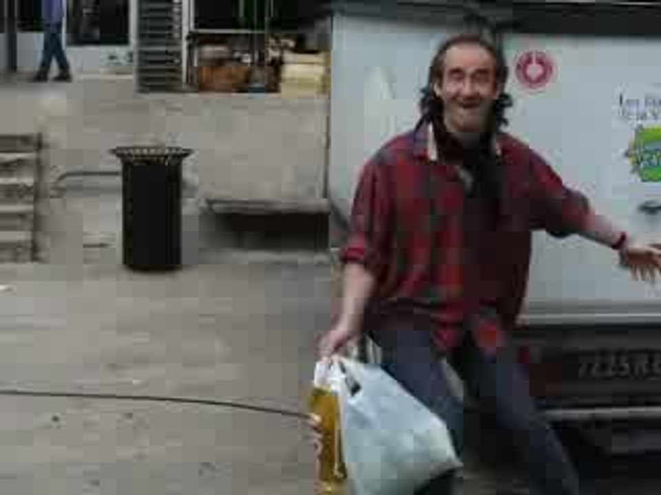 Poqua chasse le rat volant