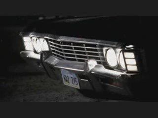 Supernatural - Season 1 credits - Générique saison 1