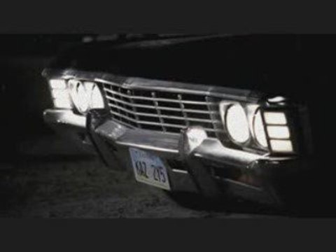 Supernatural - Season 1 credits - Générique saison 1