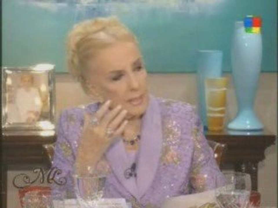 Mike con Mirtha Legrand 12/08/09 (3 de 5)