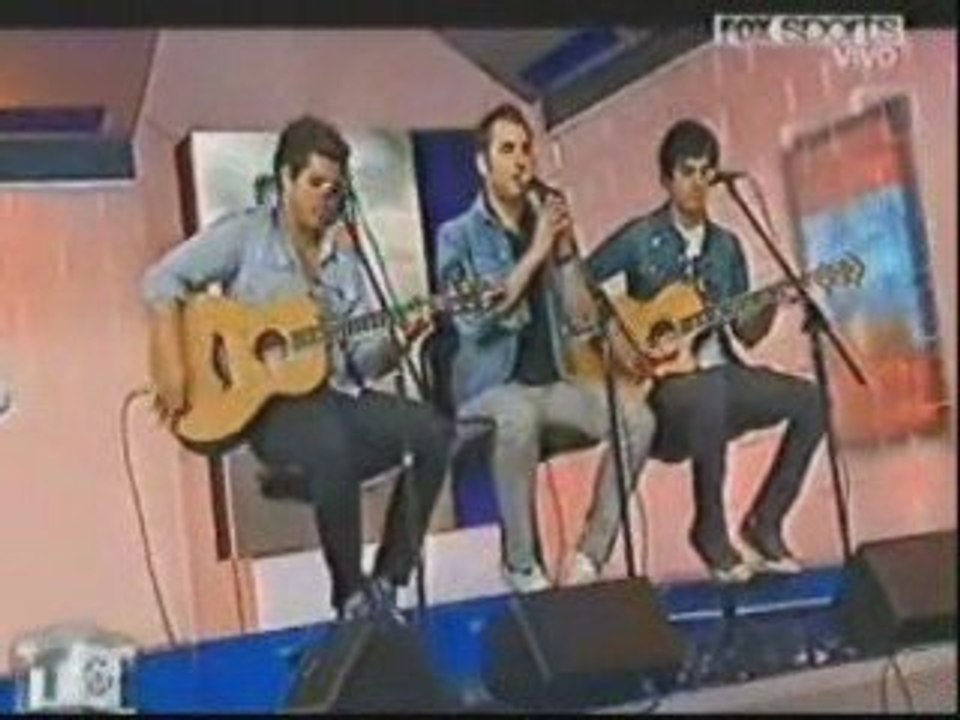 INOLVIDABLE REIK {acustico}