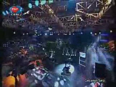 İbrahim Sadri şiiri Evliliğin ilk günü - Yarim yarim düet