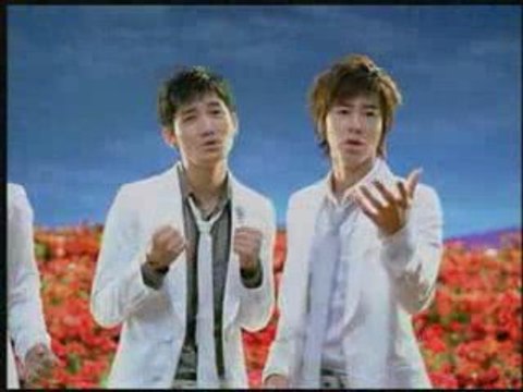 Tohoshinki - Oronamin C CF (15s)