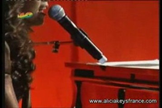 Alicia Keys - If I Ain't Got You ( Live Concert Acoustic )