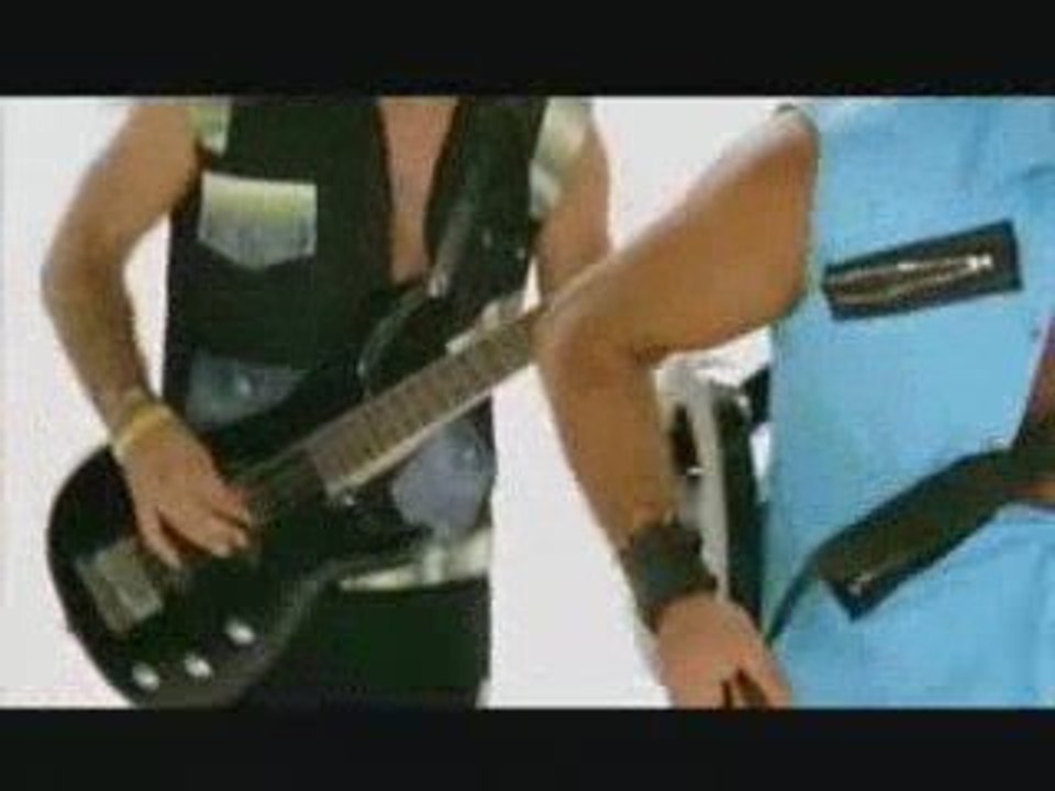 Boys Anilar-Tipis Tipis Klip H.Q.