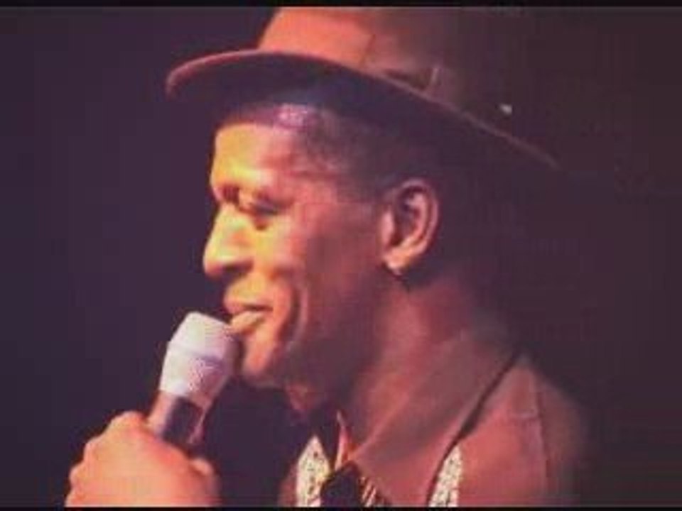 Gregory Isaacs [live]