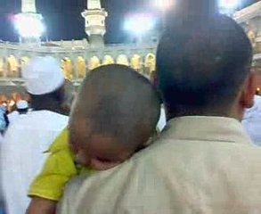 Uyuyan Çocuğun Tavafı