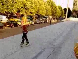 Rémy le Host Boy en exclu sur roller 8D