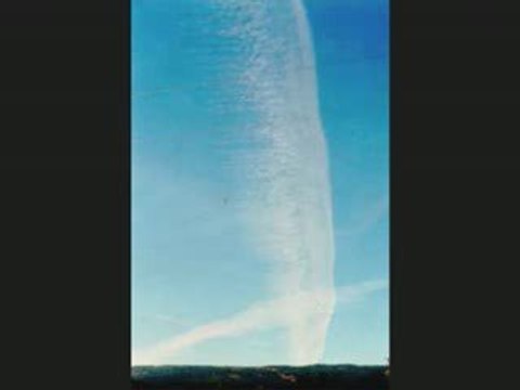 Hallucinant ! dépopulation ou autre chose ? les chemtrails