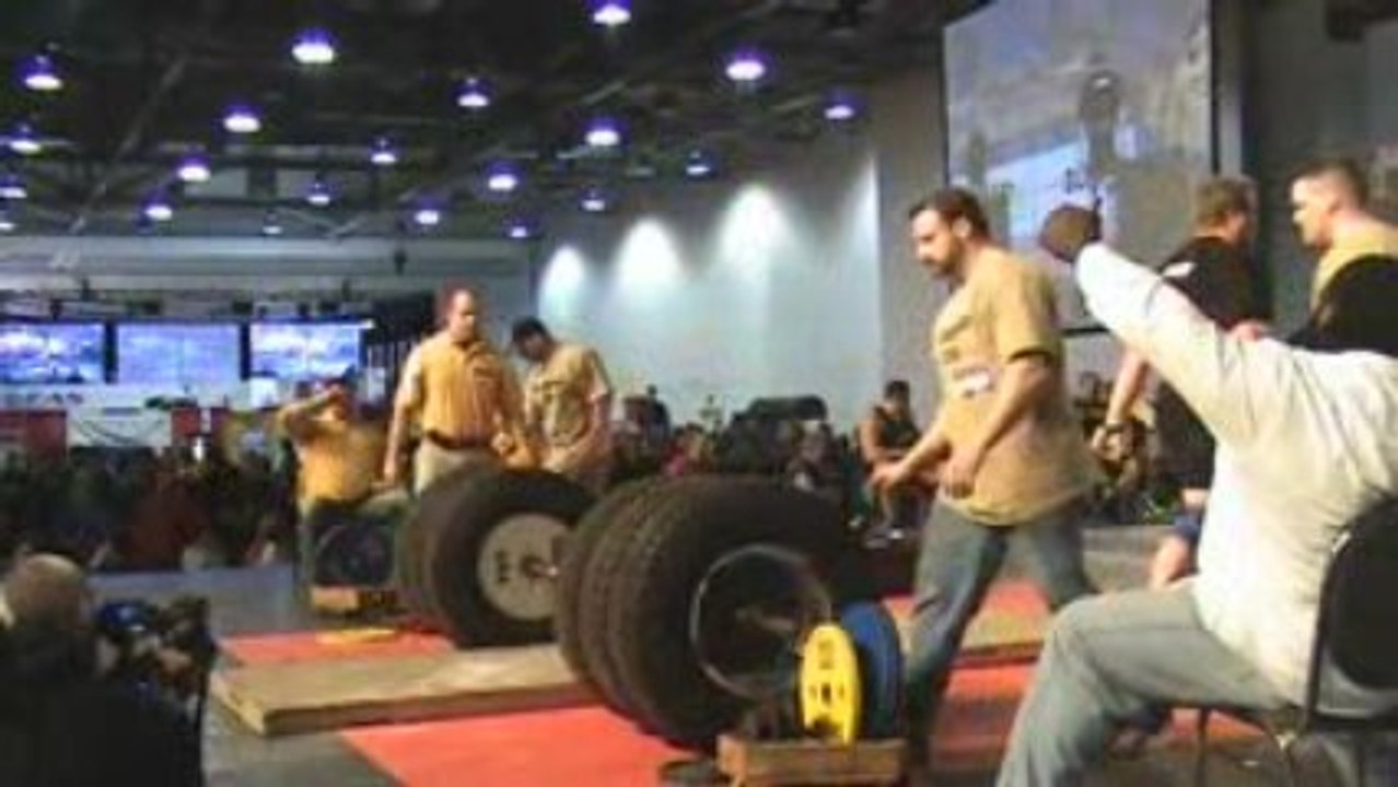 Arnold Strongman Classic 2009 - Deadlift part 1 of 2