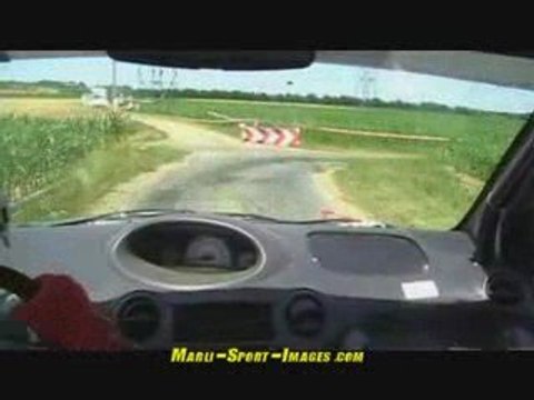 Caméra embarquée Toyota Yaris rallye de bords 2009