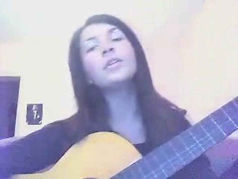 Hilal Turan - Gülümse Anne - www.muzikdinlet.net