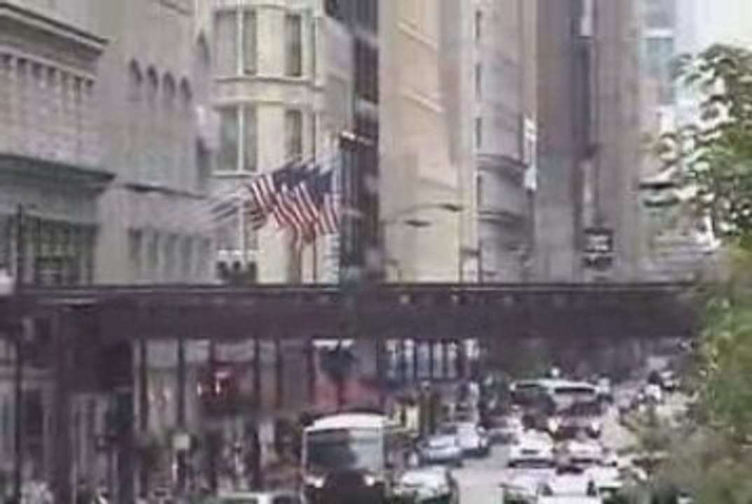 El train action in the Windy City!