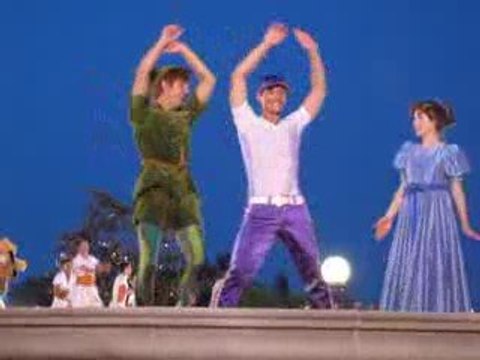 mickey's magical party time : Mickey danseur pro