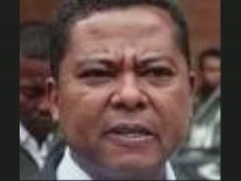 Olivier Rakotovazaha interpelle Monja Roindefo