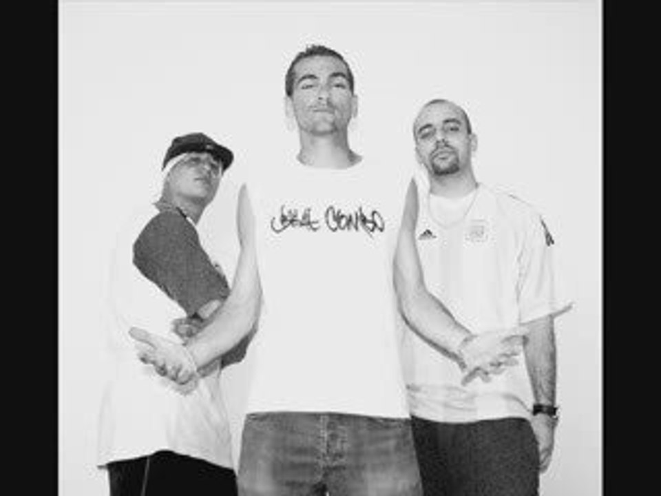 Emmaes feat Des Prods et Des Juices    //  j rap comme moi