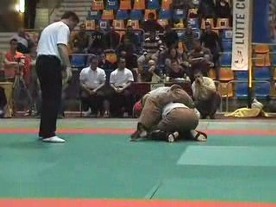 COMBAT 1 MANU COUPE DE FRANCE 2009 DE LUTTE CONTACT