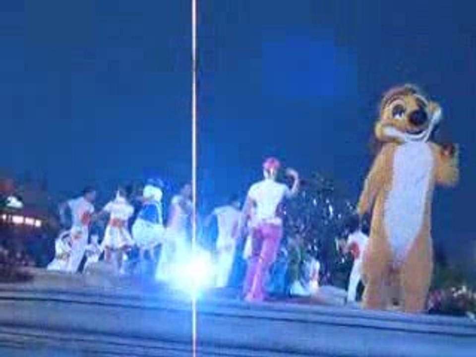 mickey's magical party time : tout le monde vole peter pan