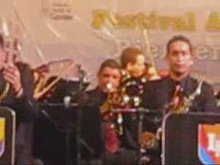 Los Melodicos sinfonicos,final concierto con ''Merecumbe''