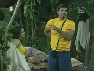 ISS Jungle Se Mujhe Bachao_17th Aug HQ XviD6