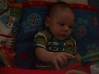 noah joue dans son parc