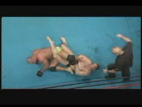 Федор Емельяненко против Керри Шаля