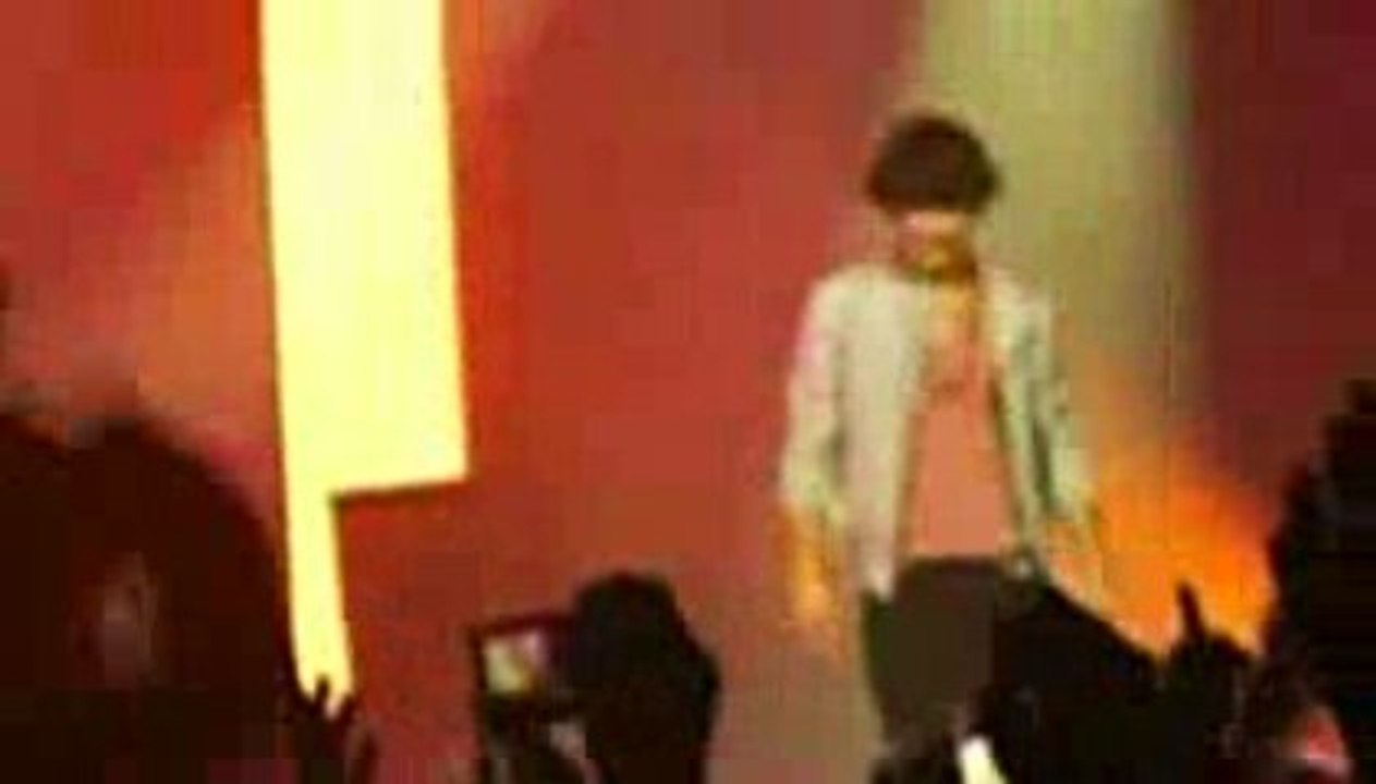 Play my music Jonas Brothers 14.06.09 Zénith Paris.