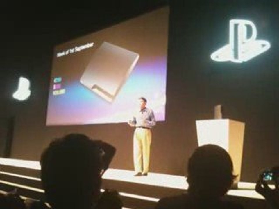 Kaz Hirai zapowiada PS3 Slim podczas targów konferencji Sony