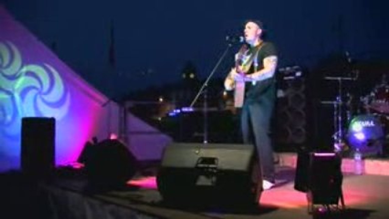 BALBINO MEDELLIN CHANTE POUR MUCOVIE66