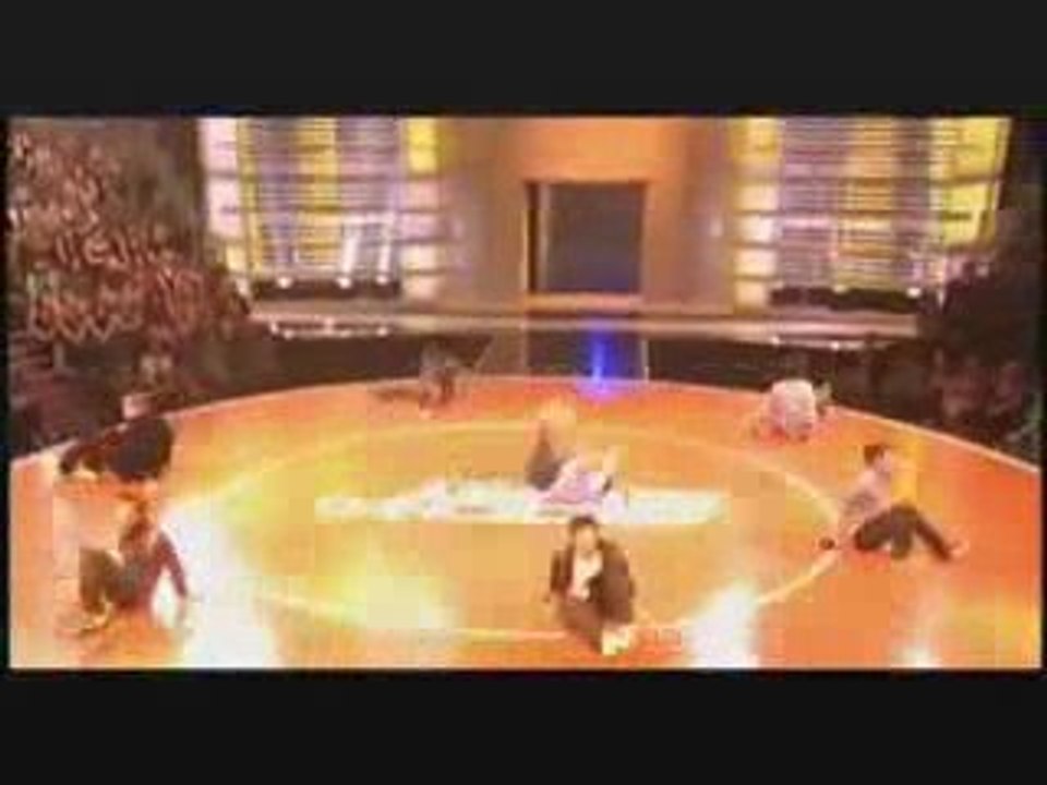 super-dans-figurleri