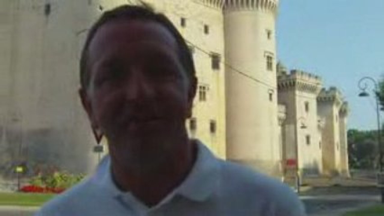 A Tarascon, Bernard Fieloux présente les Médiév...