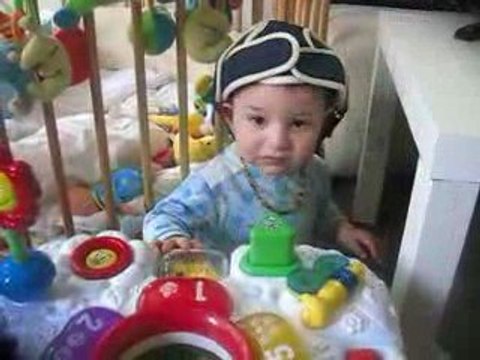 ELOUAN ET SON CASQUE 020809