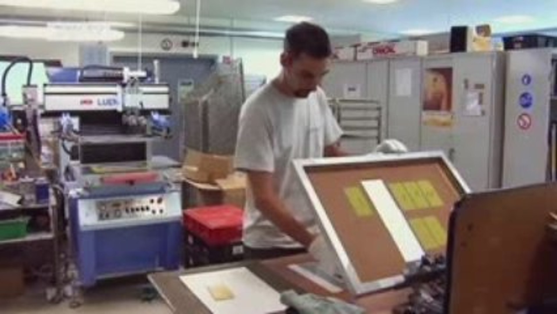 ⁣Video of the day | Student wins gold for designs