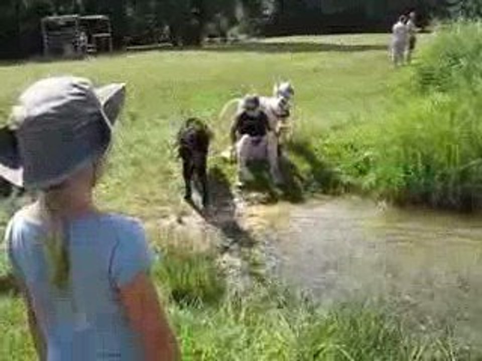ZELDA SE BAIGNE