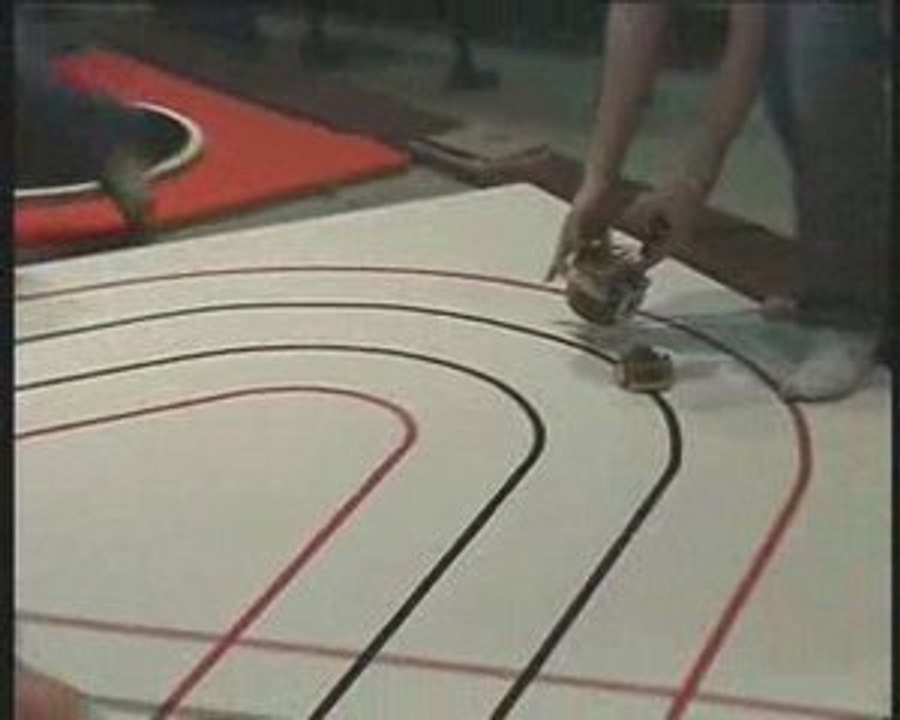 Petite démonstration des robots suiveur de ligne