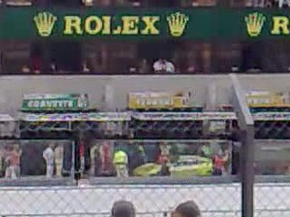 Le Mans 2009  - 10h Dimanche - ravitaillement Ferrari