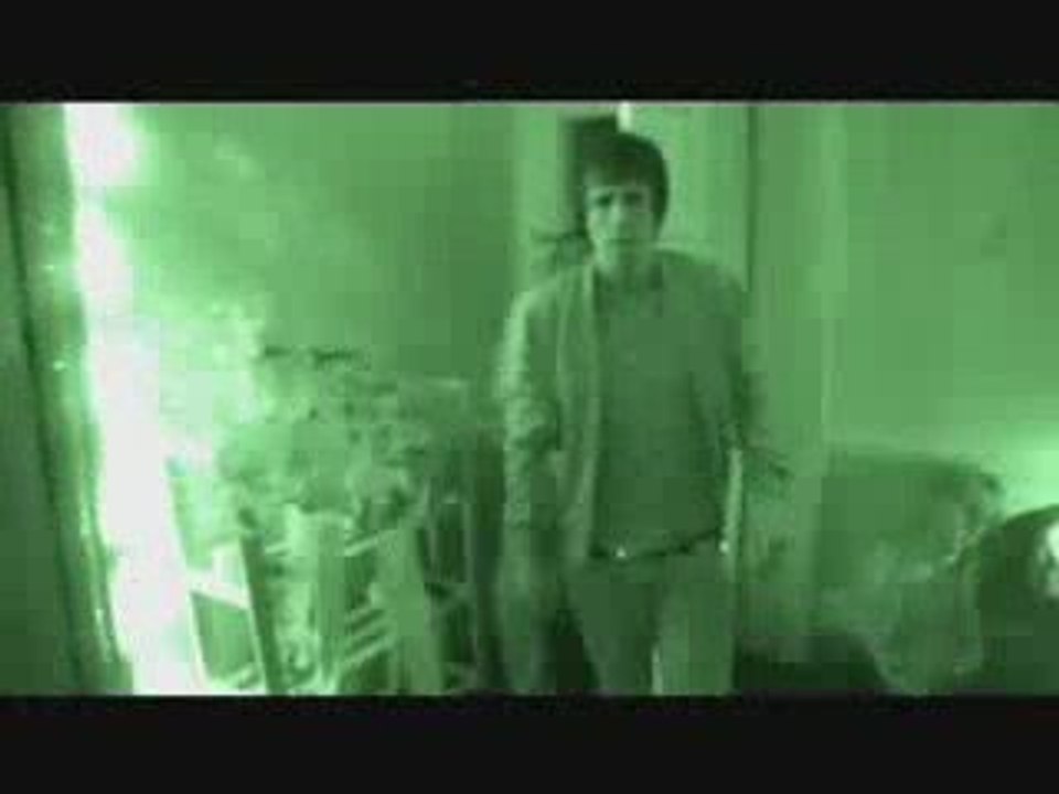 Chase And Status feat. Plan B - Pieces