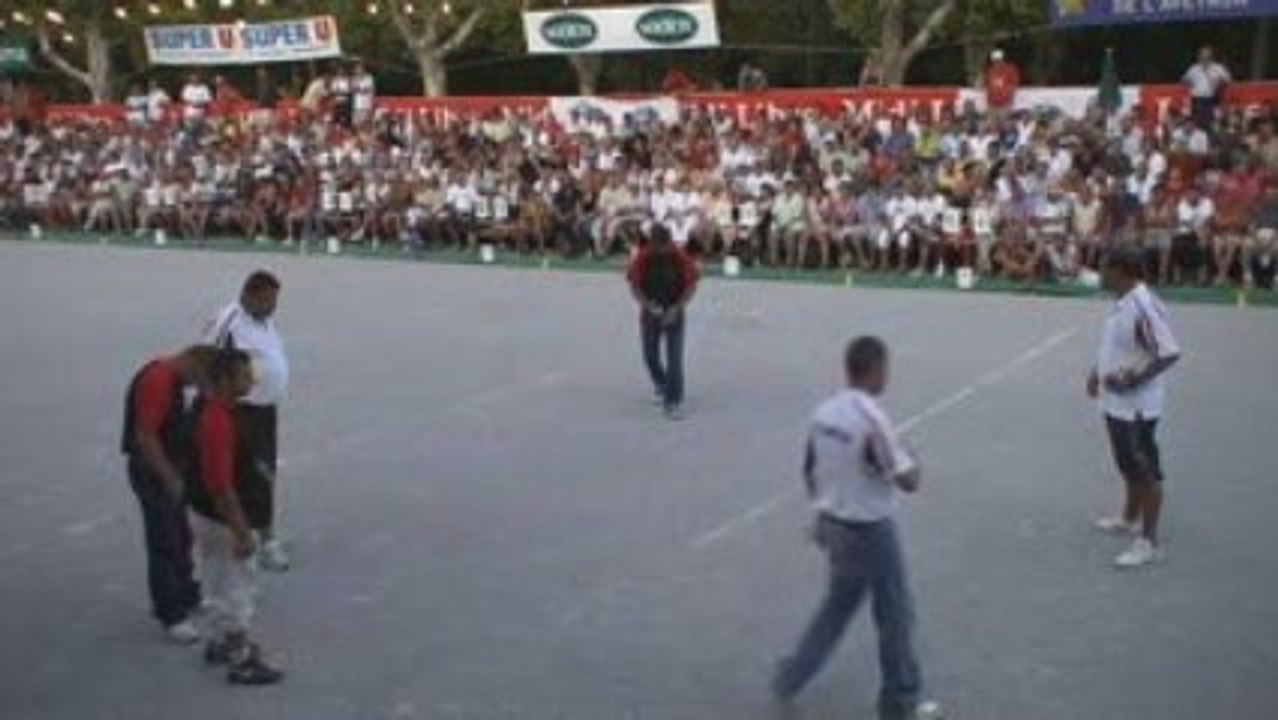 Pétanque. Mondial de Millau triplettes