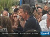 La bande de Camping 2 à la plage