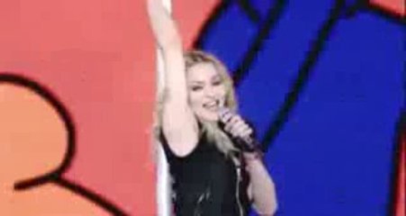 Madonna - Into The Groove (Sticky & Sweet Tour)