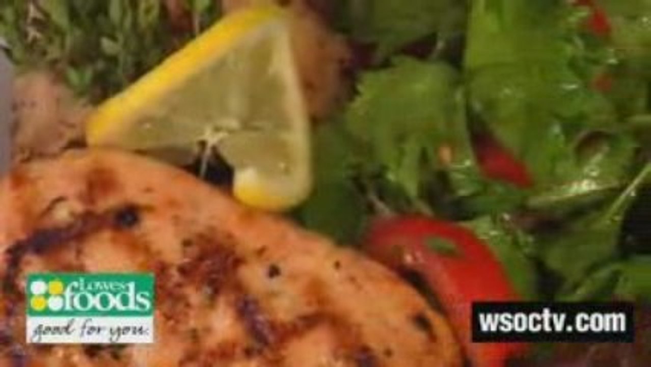 Grilled Summer Lemon Chicken with Spring Mix Salad